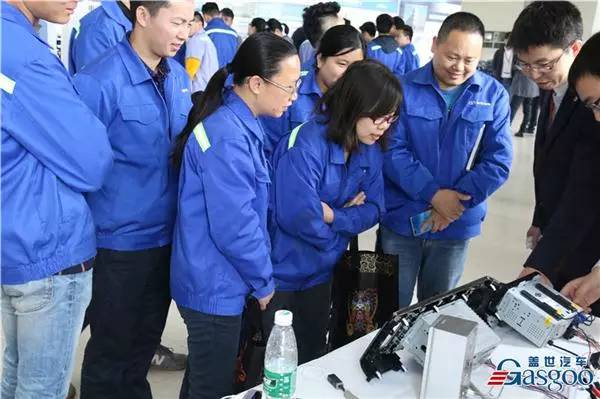 走進(jìn)濰柴汽車新技術(shù)展示交流會圓滿舉行